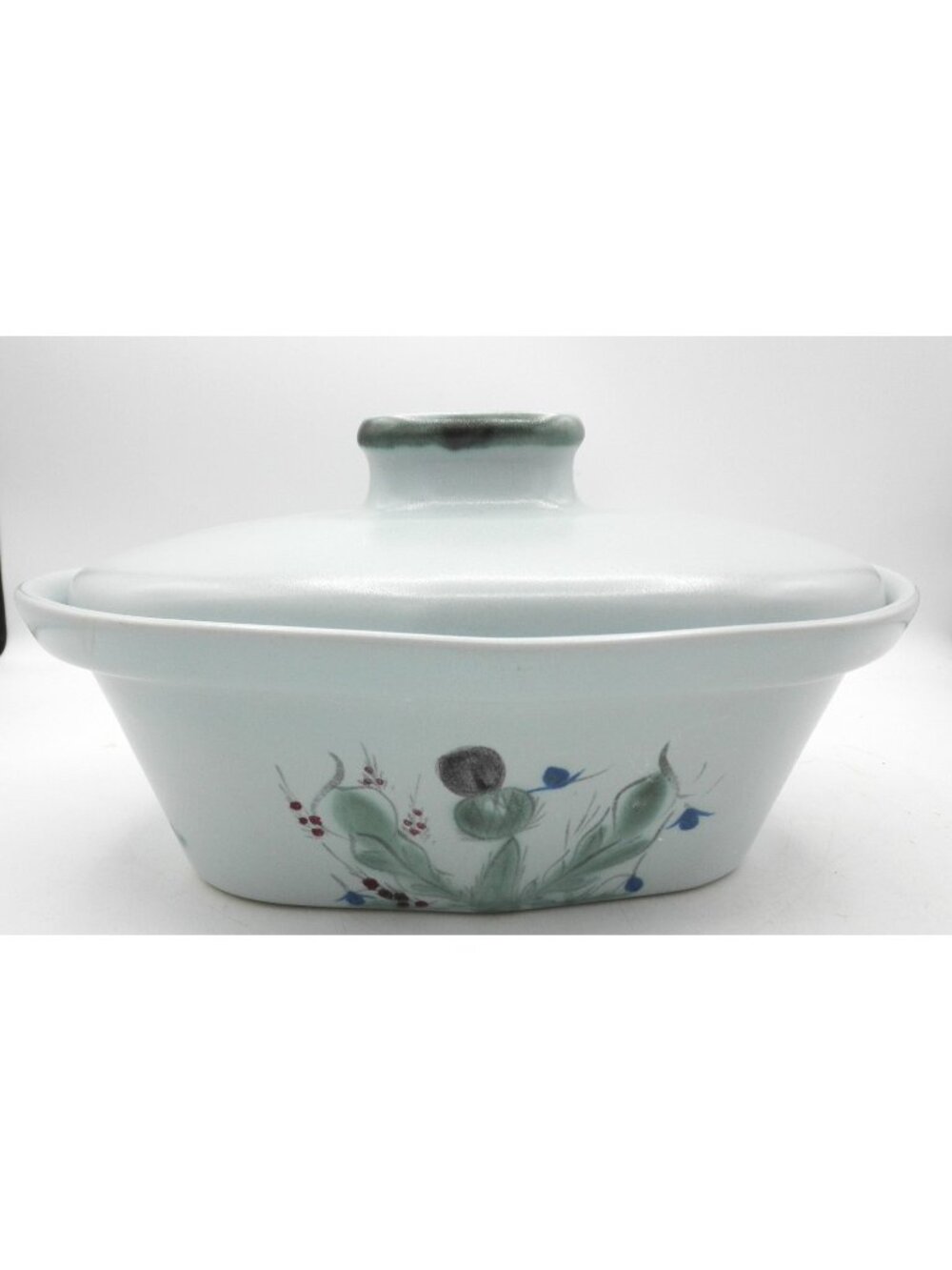 Thistleware by Buchan 1.25 Quart Oval Covered Casserole Pattern BUCTHI No 276/5